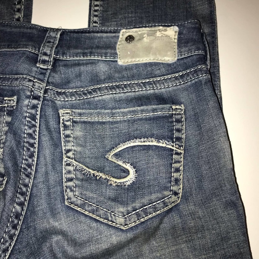 Silver Jeans "Suki" crop  size 26